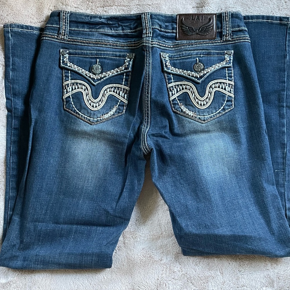 L.A. idol distressed boot-leg jeans